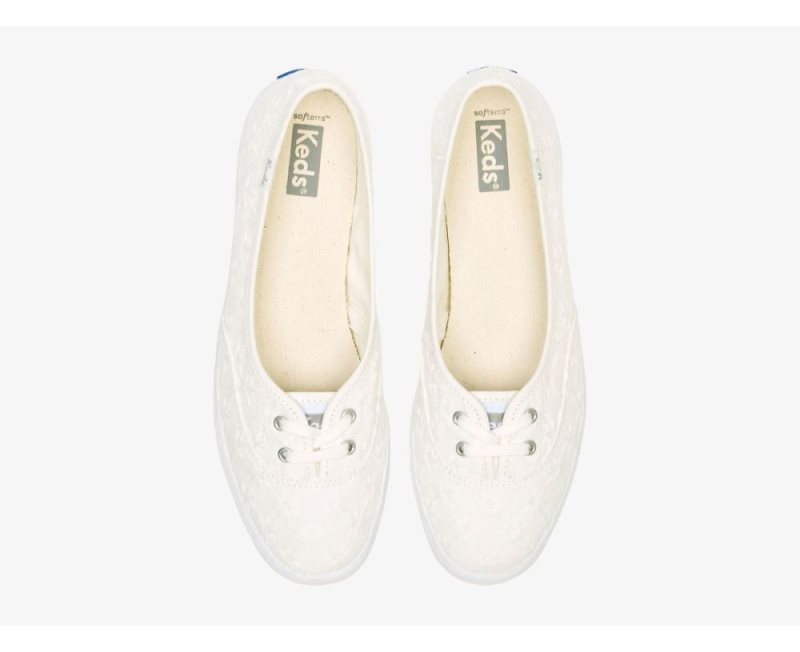 Keds The Mini Eyelet Slip Ons Dames Wit | Z4Wfsm5s